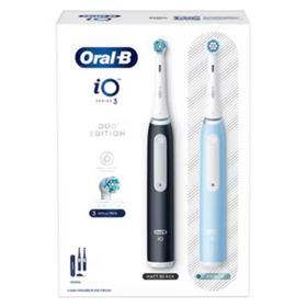 Oral-B iO 3 Siyah ve Mavi 2'li Set Şarjlı Diş Fırçası