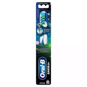 Oral-B Kids Junior 6-12 Yaş Diş Fırçası