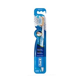 Oral-B Pro - Flex Clinic 38 Med Diş Fırçası