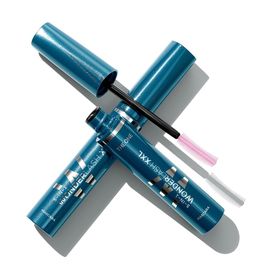 Oriflame Black The One 5'i 1 Arada Wonder Lash XXL Maskara