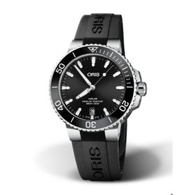 Oris 01 733 7732 4134-07 4 21 64FC New Aquis Date Siyah Erkek Kol Saati