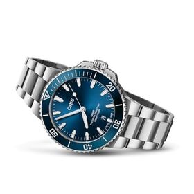 Oris Aquis Date 01 733 7787 4135-07 8 22 04PEB Gri Çelik Erkek Kol Saati