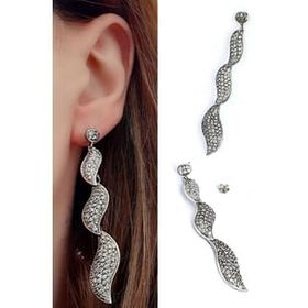 Oseshop Oseshop Pırlanta Parlaklığında 925 Ayar Gümüş Zirkon Taşlı Şık Küpe