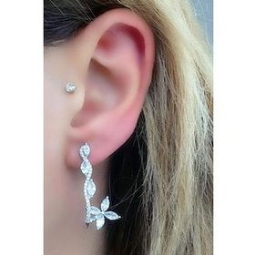Oseshop Pırlanta Parlaklığında Zirkon Taşlı 925 Ayar Gümüş İtalyan Tasarım Şık Küpe
