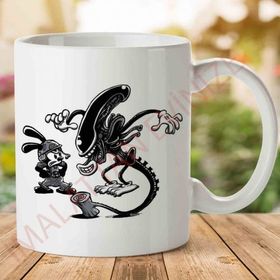 Oswald the Lucky Rabbit Vs Alien Baskılı Kupa