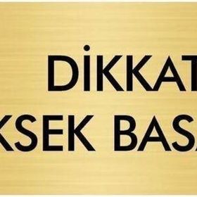 Özarslan Dizayn Departman Kapı İsimliği Dikkat Yüksek Basamak 5x20 cm Altın Renk Metal Yönlendirme Levhası