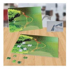 P012 Yeşil Suda Kırmızı Karınca 99 Parça Puzzle Yapboz