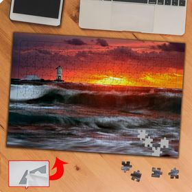 P013 Kızıl Gökyüzü ve Deniz Feneri 240 Parça Puzzle Yapboz Tablo