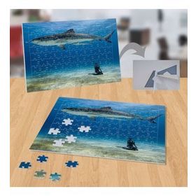 P059 Dalgıç ve Köpek Balığı 99 Parça Puzzle Yapboz