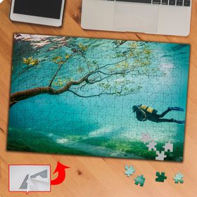 P061 Denizdeki Ağaç Ve Dalgıç Adam 240 Parça Puzzle Yapboz Tablo