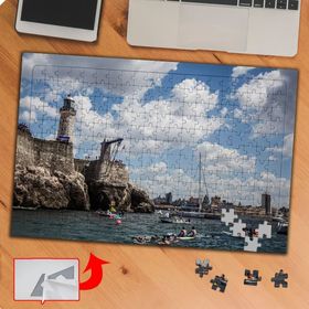 P084 Denizdeki İnsanlar Kayalıklar 240 Parça Puzzle Yapboz Tablo