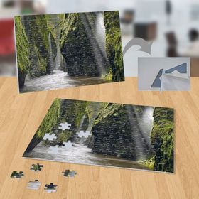 P087 Yosun Tutmuş Kayalıklar ve Şelale 99 Parça Puzzle Yapboz