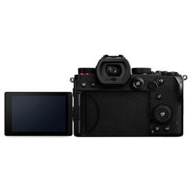 Panasonic Lumix DC-S5K 20-60 mm Lens Kit Aynasız Fotoğraf Makinesi