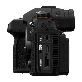 Panasonic Lumix GH6 Body Fotoğraf Makinesi