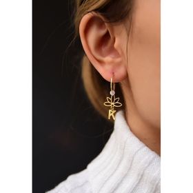 Papatya Silver 925 Ayar Gold Kaplama İncili Harf Lotus Halka Kadın Gümüş Küpe