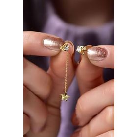 Papatya Silver 925 Ayar Gold Kaplama Kalemli Zincir Yıldız ve Tektaş Kadın Gümüş Küpe