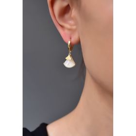 Papatya Silver 925 Ayar Gold Kaplama Sedef Üçgen Halka Kadın Gümüş Küpe