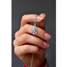 Papatya Silver 925 Ayar Gümüş Rodyum Kaplama Tasarım Opal Yuvarlak Mineli Gözlü Damla Kolye