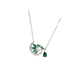 Papatya Silver 925 Ayar Gümüş Rodyum Kaplama Yeşim Taş Renkli Spiral Snail Tasarım Kolye