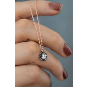 Papatya Silver 925 Ayar Gümüş Rose Kaplama Elmas Montür Tektaş Kadın Kolye