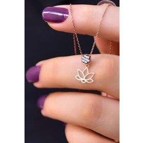 Papatya Silver 925 Ayar Gümüş Rose Kaplama Elmas Montürlü Lotus Kolye