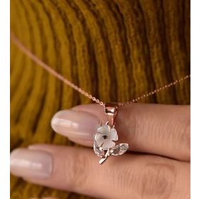 Papatya Silver 925 Ayar Gümüş Rose Kaplama Sedef Manolya Kolye