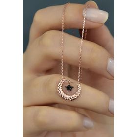 Papatya Silver 925 Ayar Gümüş Rose Kaplama Siyah Taşlı Yıldız Detaylı Çizgili Hilal Kolye