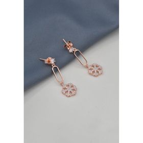Papatya Silver 925 Ayar Gümüş Sallantılı Köşesiz Dikdörtgen Tektaş Kar tanesi Küpe