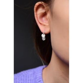 Papatya Silver 925 Ayar Rodyum Kaplama Fırfırlı Pullu Kadın Gümüş Küpe
