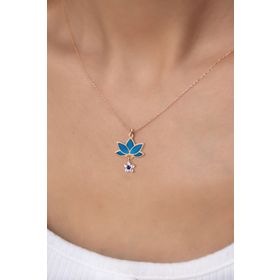 Papatya Silver 925 Ayar Rose Kaplama Parlayan Rüya Serisi Tasarım Ebruli Mavi Cam Boyalı Çiçek Lotus Kadın Gümüş Kolye