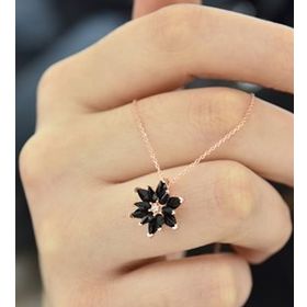 Papatya Silver 925 Ayar Rose Kaplama Siyah Lotus Gümüş Kolye