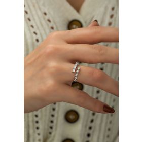 Papatya Silver 925 Ayar Sıralı Zirkon Baget Taşlı Yüzük