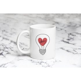 Pazarız Ampul Desenli Love Kupa