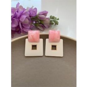 Pelin Aksesuar Beyaz Pembe Kare Küpe