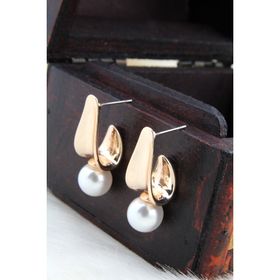 Pelin Aksesuar İncili Vintage Stil Gold Küpe