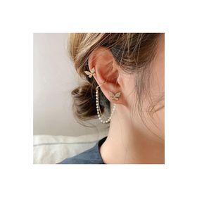 Pelin Aksesuar Kelebekli Kulak Aksesuarı Piercing Küpe Seti