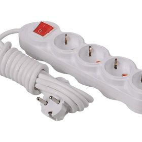 Pelsan 4'lü 5 m Çocuk Korumalı Beyaz Topraklı Anahtarlı Priz