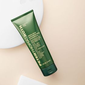 Peter Thomas Roth Mega Rich Nourishing 235 ml Besleyici Şampuan