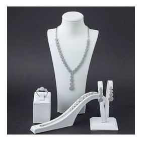 Pigado 925 Ayar Gümüş Zirkon Taşlı Kalp Model Set