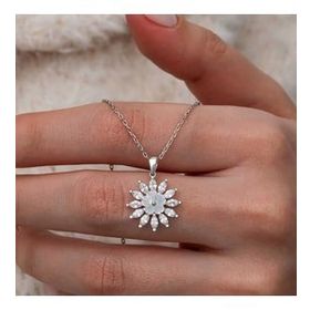 Pilelistore Gümüş Beyaz Manolya Çiçeği Kadın Kolye