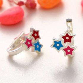 Pilelistore Gümüş Renkli Üç Yıldız Çocuk Küpesi