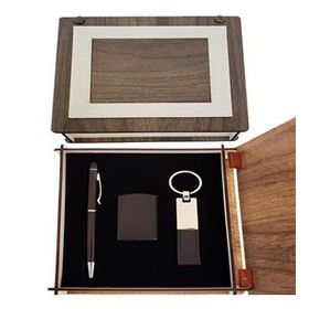 Pilelistore Özel Ahşap Kutulu Siyah Anahtarlık Kalem ve Çakmak Set