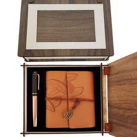 Pilelistore Özel Ahşap Kutulu Taba Deri Defter ve Bakır Roller Kalem Set