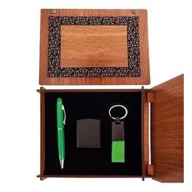 Pilelistore Yeşil Kalem Anahtarlık Çakmak Seti Ahşap Kutulu Hediyelik