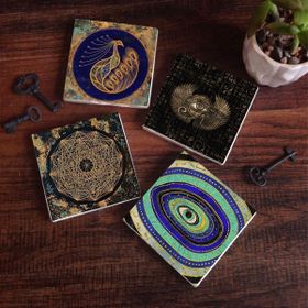 Pinecone 4 Parça Set 10x10 cm Stone Coasters Nazar Horus'un Gözü Sri Yantra Tavuş Kuşu Taş Bardak Altlığı Masaüstü Koruyucu Altlık