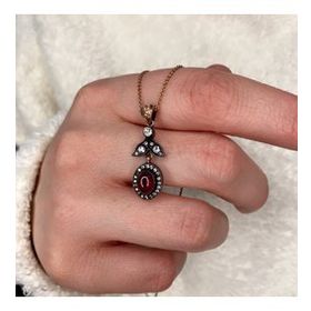 Pırlantalı Yakut Kolye