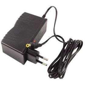 Powermaster 12 Volt 2.5 Amper Ortası İğneli Adaptör