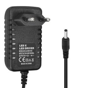 Powermaster Pm-31667 5 Volt - 2 Amper 3.5x1.35 mm Uçlu Plastik Kasa Priz Tipi Adaptör