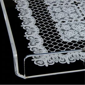 Queen Bee İstanbul QB251700 25x17 CM Dantel Desenli Pleksi Tepsi
