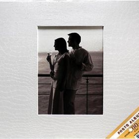 Rabsev 10x15 cm 600 Fotoğraf Kapasiteli Lüks Pencereli Deri Fotoğraf Albümü